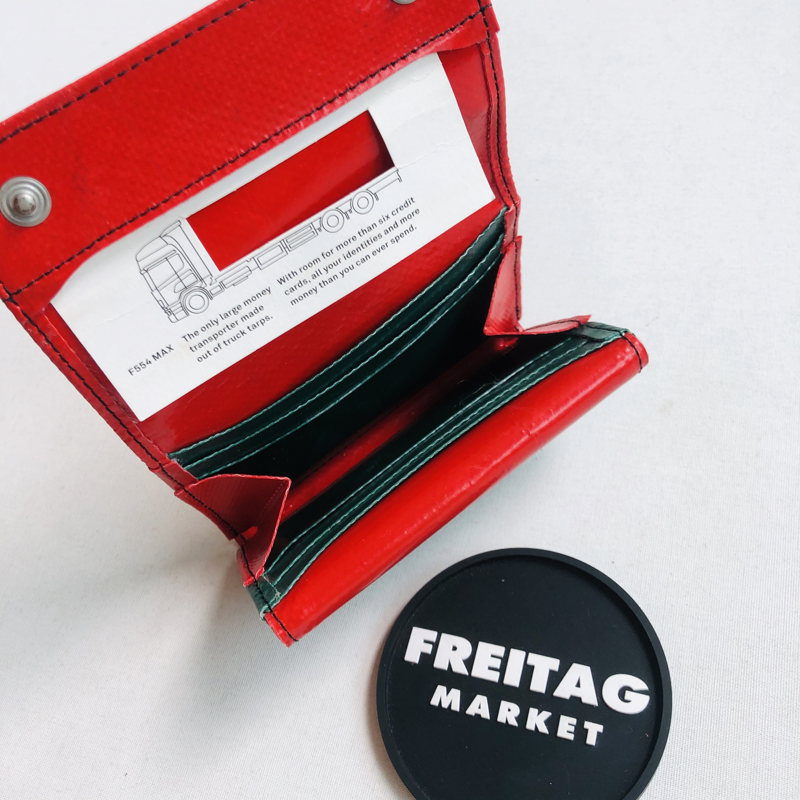 F554 MAX ?? RED ❌❌SOLDOUT ❌❌ – FREITAG MARKET